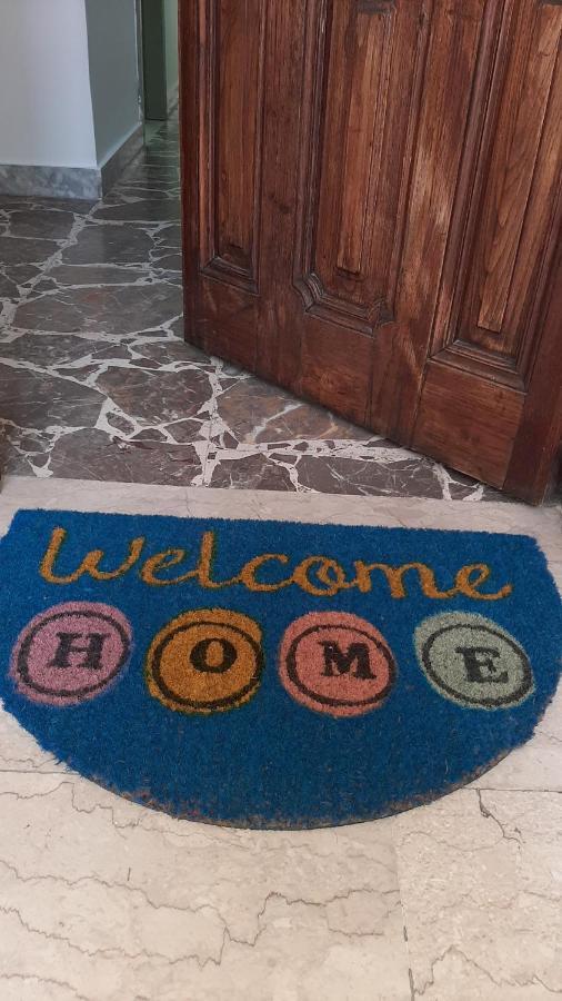 Home Apartment *